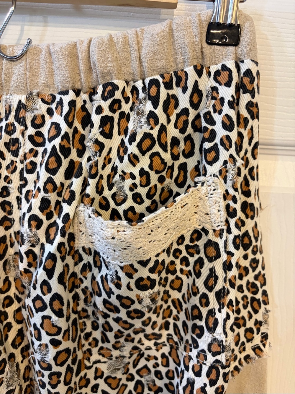 POL NWT Jacquard Leopard Print Patchwork Distressed Jogger Brown Cream Black - Picture 16 of 16